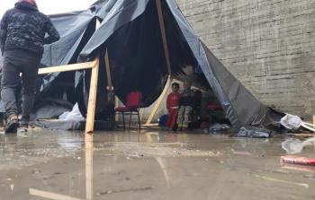 غرق خيام النازحين في غزة جراء الأمطار الغزيرة