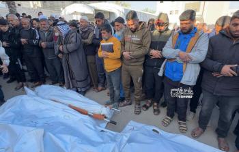 وداع عائلة أبو حدايد الذين ارتقوا في قصف الاحتلال على غزة (تصوير: فلسطين أون لاين)