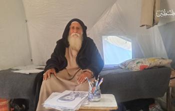 الفنان التشكيلي محمد زملط، والد 3 شهداء قتلهم الاحتلال خلال الإبادة الجماعية