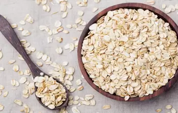 وجبتان من الشوفان يوميًا قد تخفضان الكوليسترول الضار 10% وتُحسنان صحة القلب (أرشيف)