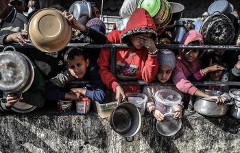 الإعلامي الحكوميّ:  2.4 مليون غزيّ يستقبلون العيد بظروفٍ إنسانية كارثية