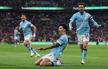 نيكو أوريلي يحتفل بتسجيل أحد أهدافه