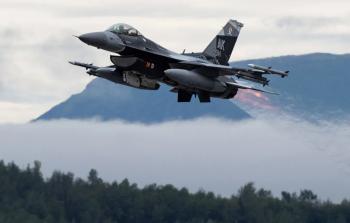 طائرة اف 16 الأمريكية