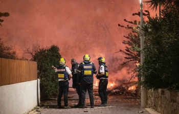 حريق وإصابات في سقوط صاروخ على نهاريا شمالي فلسطين