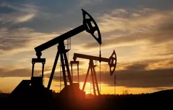 توقعات بأن تصل أسعار النفط إلى 100 دولار إذا استمرت المواجهة الإيرانية الأميركية الإسرائيلية