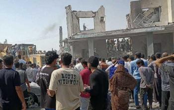 موقع غارة جوية استهدفت مدرسة للبنات في منطقة ميناب بمحافظة هرمزغان جنوب إيران