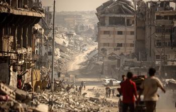 غارات جوية وقصف مدفعي لم يتوقف منذ الإعلان عن وقف إطلاق النار بغزة