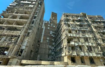 مباني إيرانية مدنية تضررت من الغارات الإسرائيلية الأمريكية على العاصمة الإيرانية طهران