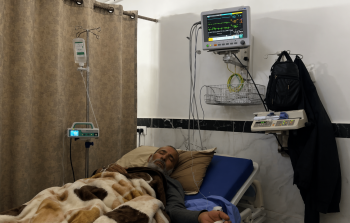 بين الصعقات والانتظار... قلب الحاج أبو باسل معلّق على فرصة نجاة
