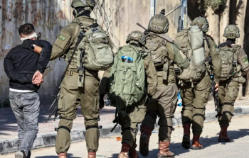اعتقالات واقتحامات متصاعدة في الضفة والقدس