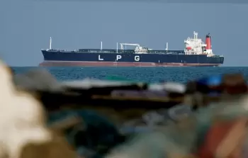 نحو 20% من إمدادات النفط العالمية تمر عبر مضيق هرمز