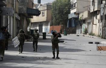 الضفة الغربية تشهد اقتحامات واعتقالات يومية