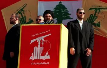 حسن نصر الله يخطب في بنت جبيل عام 2000