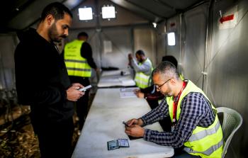الانتخابات البلدية في دير البلح تجري عبر 12 مركز اقتراع تضم 100 محطة انتخابية