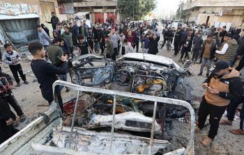 سيارة شرطية قصفها جيش الاحتلال ضمن الهجمات المتواصلة على غزة منذ إعلان وقف إطلاق النار