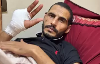 حسن إصليح على سرير الشفاء وقت إصابته الأولى