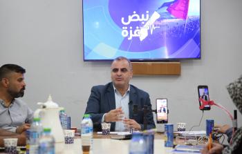 رئيس بلدية خان يونس نائب رئيس اتحاد البلديات علاء البطة خلال برنامج 