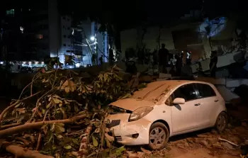الزلزال الأول بلغت قوته 7.2 درجات ووقع قبالة بلدة مورون الساحلية قبل أن يعقبه بعد 39 ثانية زلزال ثانٍ بقوة 7.5 درجات (وكالات)