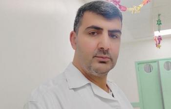 الطبيب إياد الرنتيسي الذي كشفت 