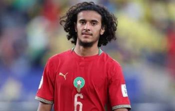 لاعب الوسط المغربي أيوب بوعادي
