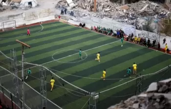 أحد الملاعب الرياضية المعشبة في غزة
