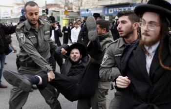المحكمة قالت في قرارها: إن هناك مبررات قانونية ودستورية تستوجب وقف تنفيذ القانون مؤقتًا