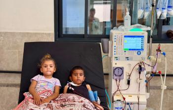 طفلان في مواجهة الفشل الكلوي