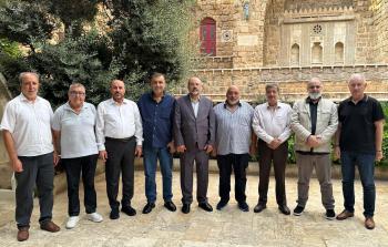 حماس وتيار الإصلاح الديمقراطي يبحثان توحيد الموقف الفلسطيني