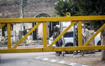 الاحتلال يواصل حصار الخليل