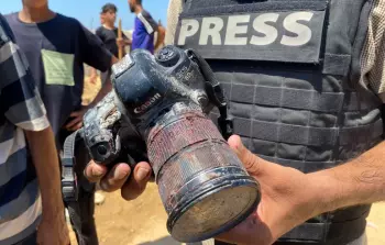 1120 انتهاكًا بحق الصحفيين ووسائل الإعلام في غزة منذ أكتوبر 2023