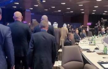 تركيا وأكثر من 10 دول تنسحب من قاعة قمة 
