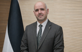 الخبير الاقتصادي د. ثابت أبو الروس