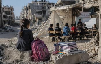 التعليم بغزة: استشهاد معلم أثناء توجهه إلى مدرسته جريمة تستهدف الأسرة التعليمية 