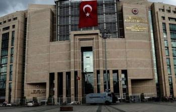 قائمة المتهمين تضم عددًا من القيادات السياسية والعسكرية والأمنية المتورطة في إصدار الأوامر وتثبيت الهجوم على الأسطول في المياه الدولية