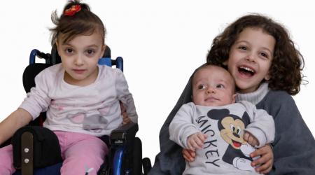 "علاء" و"فيروز" و"سعادة"...  أسرة تامر أبو طه