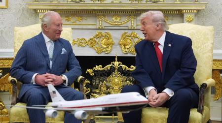 ترامب خلال لقاءه الملك تشارلز