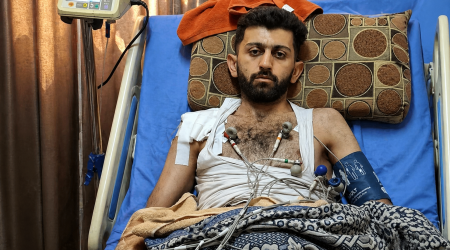 في غزة.. الشاب خالد صالح معركة غير متكافئة مع المرض والوقت