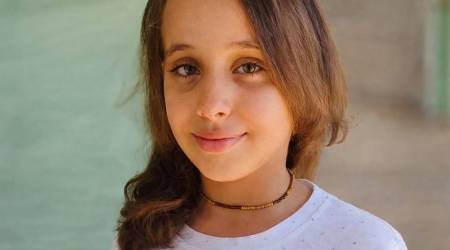 الطفلة مايا قريقع