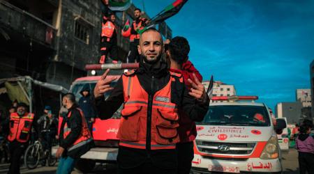 رجل الدفاع المدني مصطفى حمدان