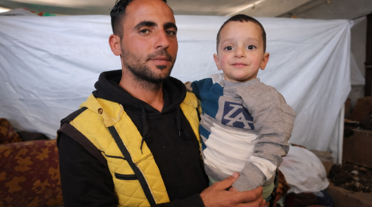 طفل الحضّانة الذي عاد.. قصة فراق ولقاء في زمن الحرب