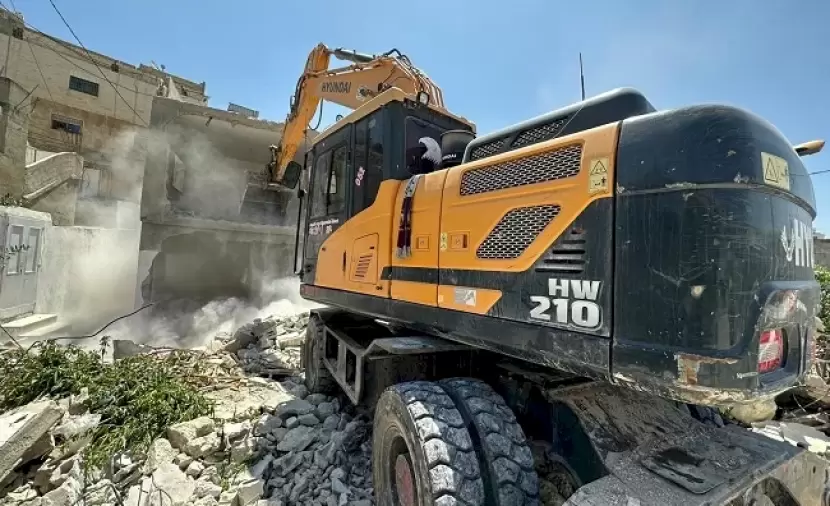 الاحتلال يهدم مطعمٓا في منطقة باب العامود بالقدس