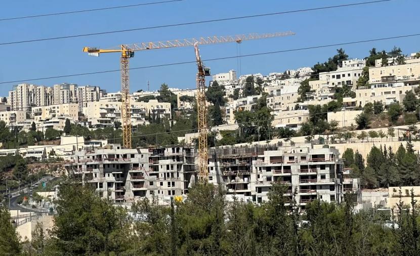 إسرائيل تهدد بريطانيا بـ"رد فعل كبير" إذا عاقبت المستوطنات
