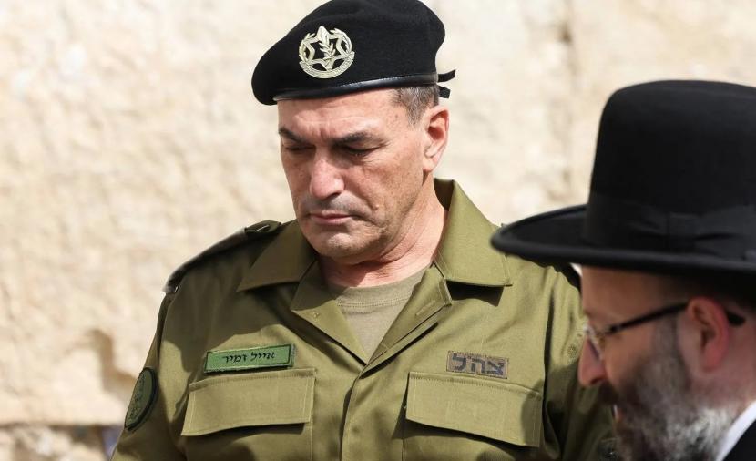 معاريف: تصاعد التحريض ضد "رئيس الأركان" وقادة الجيش