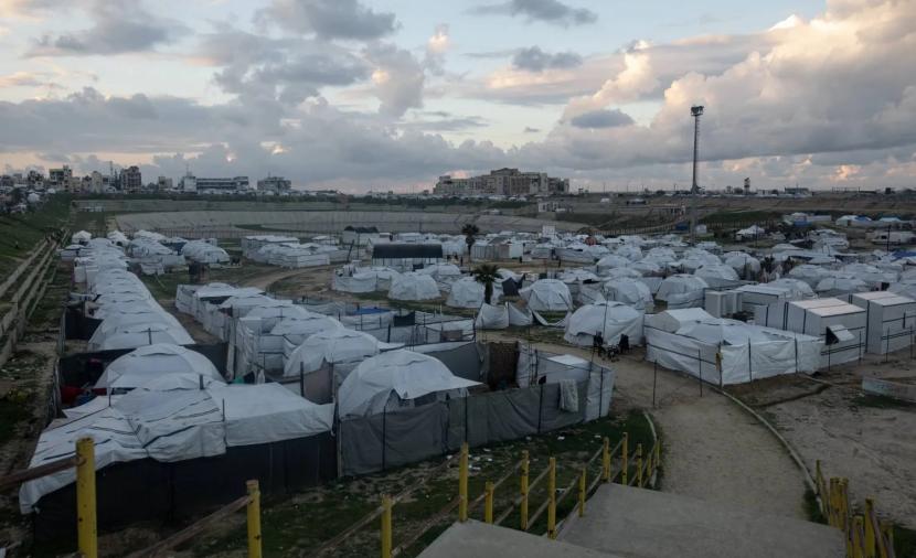 الطقس: أجواء غائمة جزئيا إلى صافية حارة في معظم المناطق