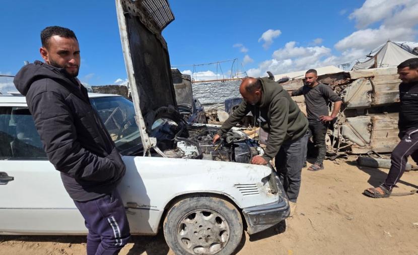 عرفات لـ"فلسطين أون لاين": قطاع النقل في غزة على حافة الانهيار