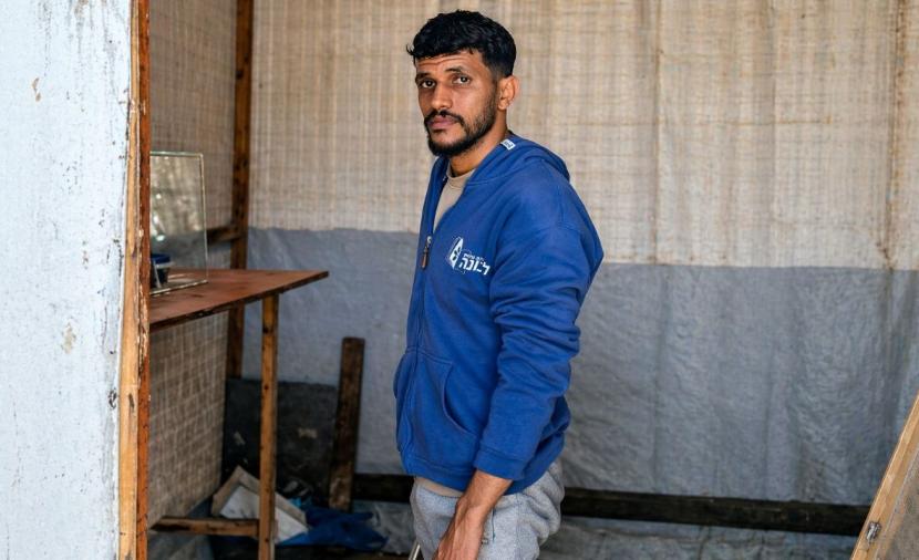 شظية قرب الحبل الشوكي تهدد مستقبله... محمود طافش يتمسك بحلم السمع