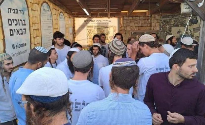 تحذيراتٌ من خطورة دعوات "جماعات الهيكل" لاقتحام المسجد الأقصى