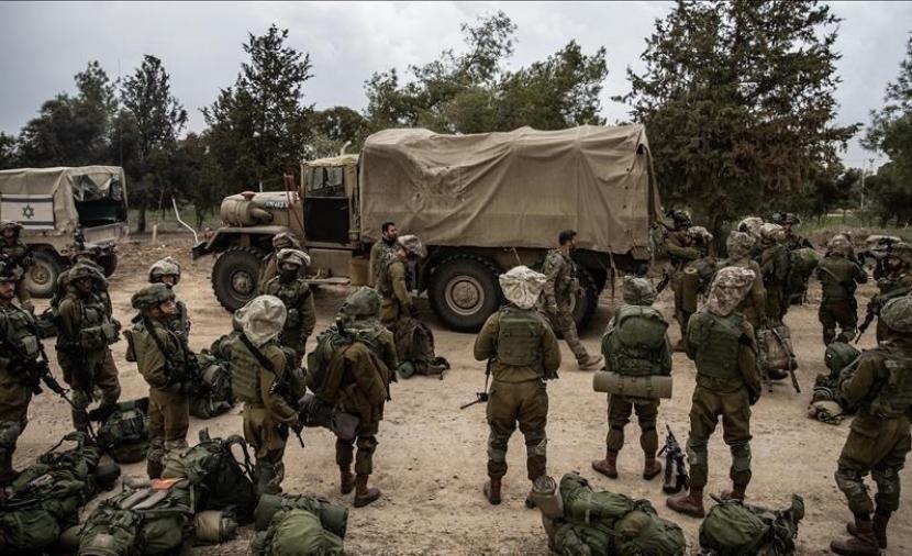 اعتقال جندي إسرائيلي ومستوطن من الجنوب بتهمة سرقة وبيع معدات عسكرية