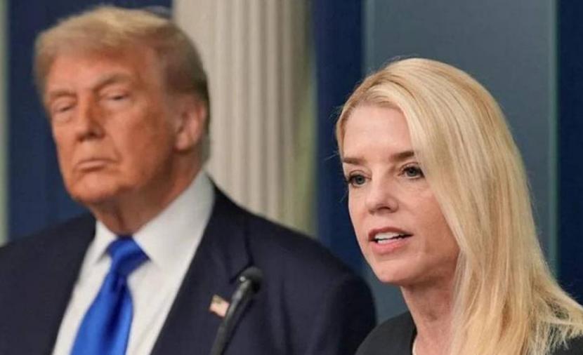 ترمب يقيل وزيرة العدل بام بوندي.. ما علاقتها بملفات جيفري إبستين؟