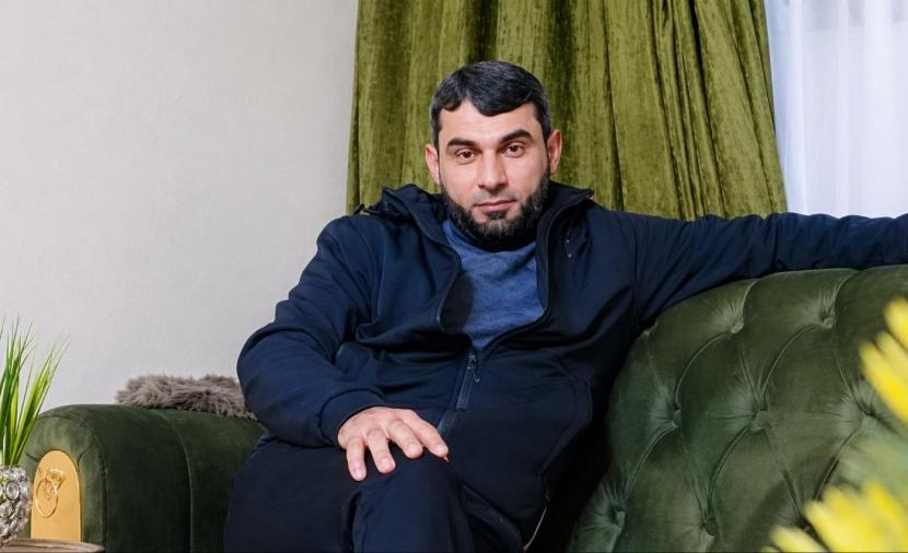 ثمانية أشهر بين الفقد والشهادة… حكاية خميس القصّاص وابنه مهند